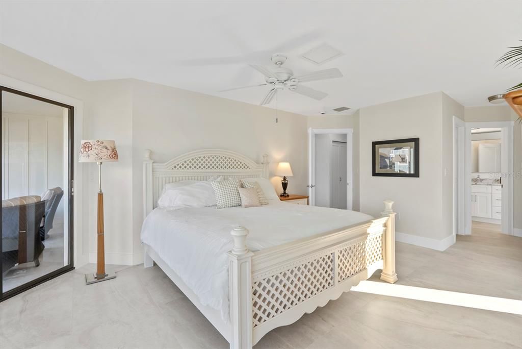 For Sale: $2,480,000 (3 beds, 3 baths, 2144 Square Feet)