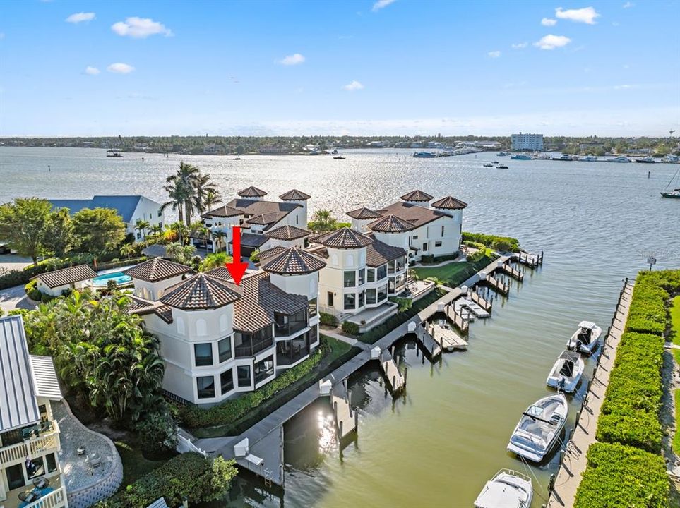 For Sale: $2,480,000 (3 beds, 3 baths, 2144 Square Feet)