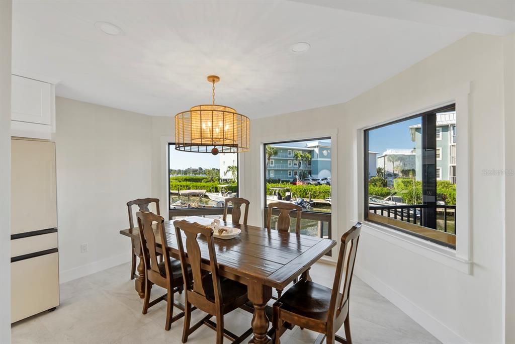 For Sale: $2,480,000 (3 beds, 3 baths, 2144 Square Feet)