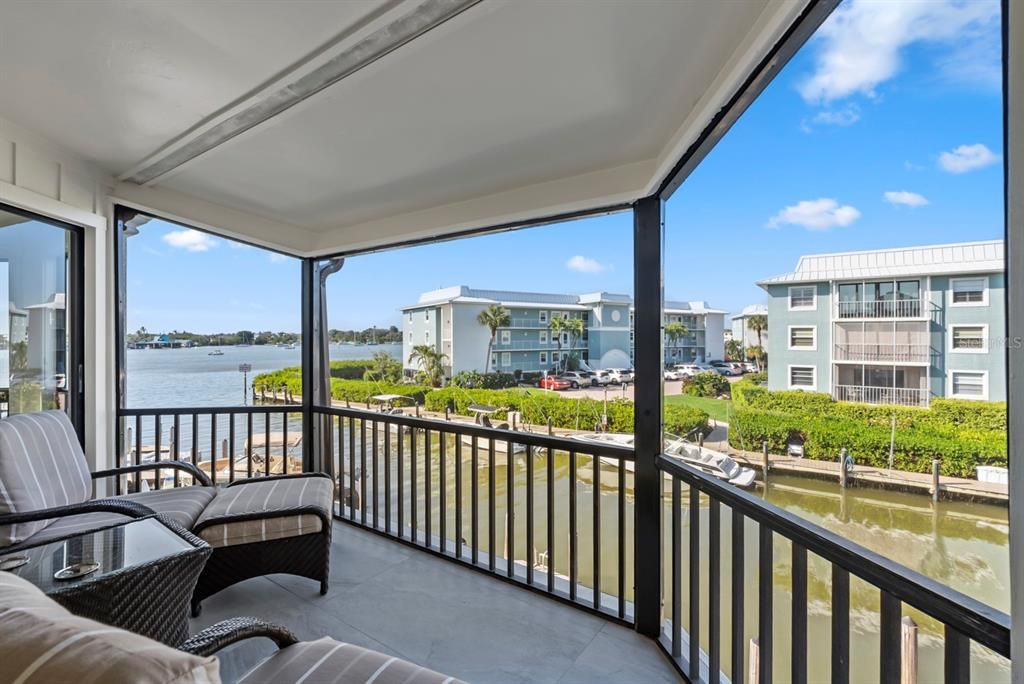 For Sale: $2,480,000 (3 beds, 3 baths, 2144 Square Feet)