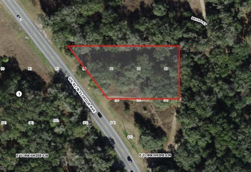 For Sale: $450,000 (0.84 acres)