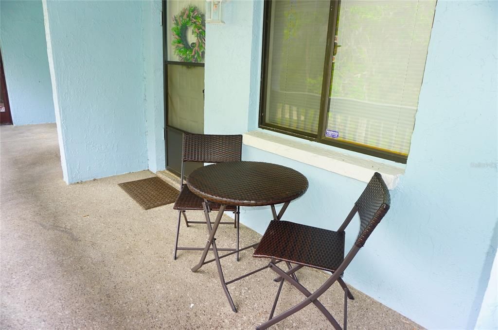 合同活跃: $129,900 (1 贝兹, 1 浴室, 456 平方英尺)