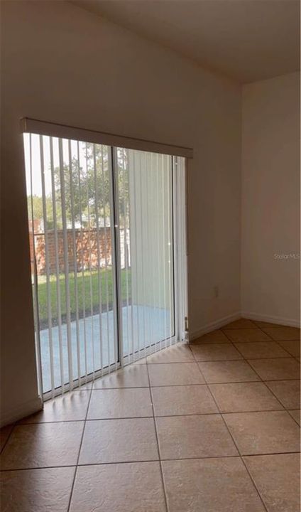 Под контрактом: $2,350 (3 спален, 2 ванн, 1801 Квадратных фут)