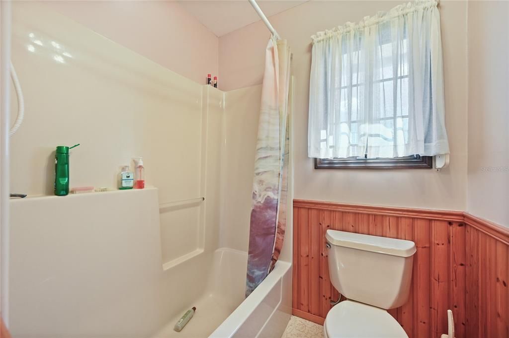 For Sale: $850,000 (3 beds, 3 baths, 1775 Square Feet)