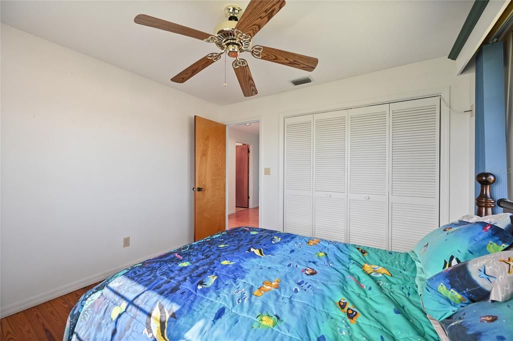 For Sale: $850,000 (3 beds, 3 baths, 1775 Square Feet)