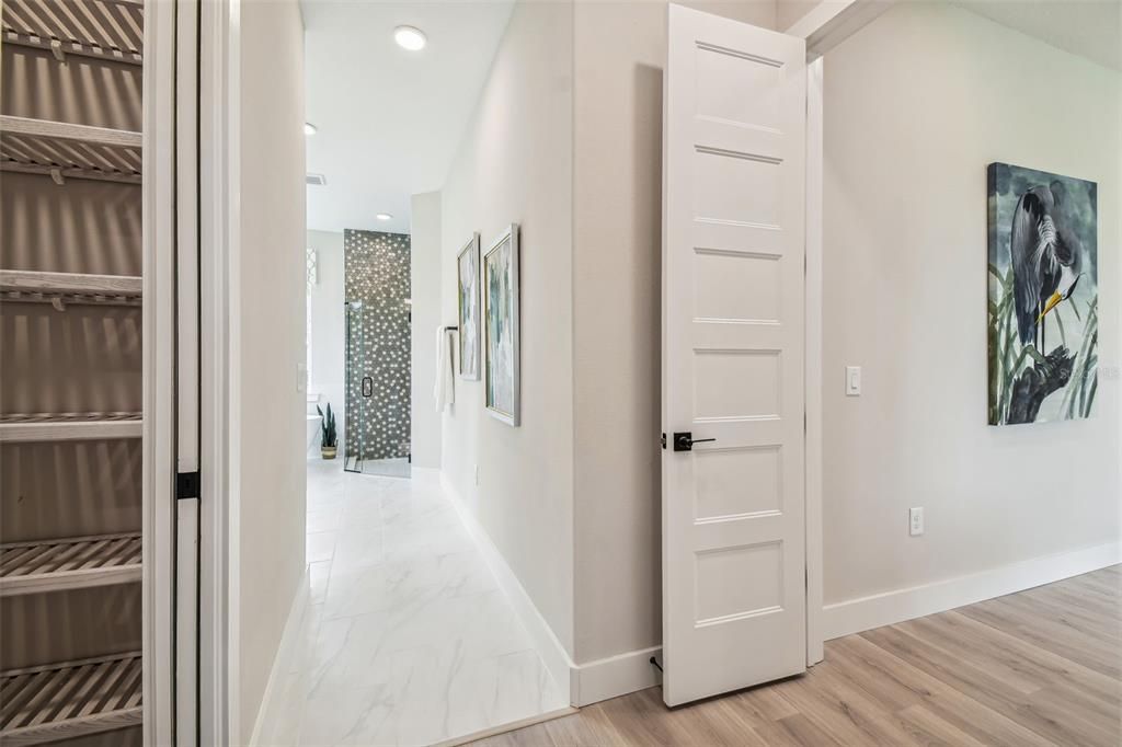 Active With Contract: $940,990 (3 beds, 3 baths, 3083 Square Feet)