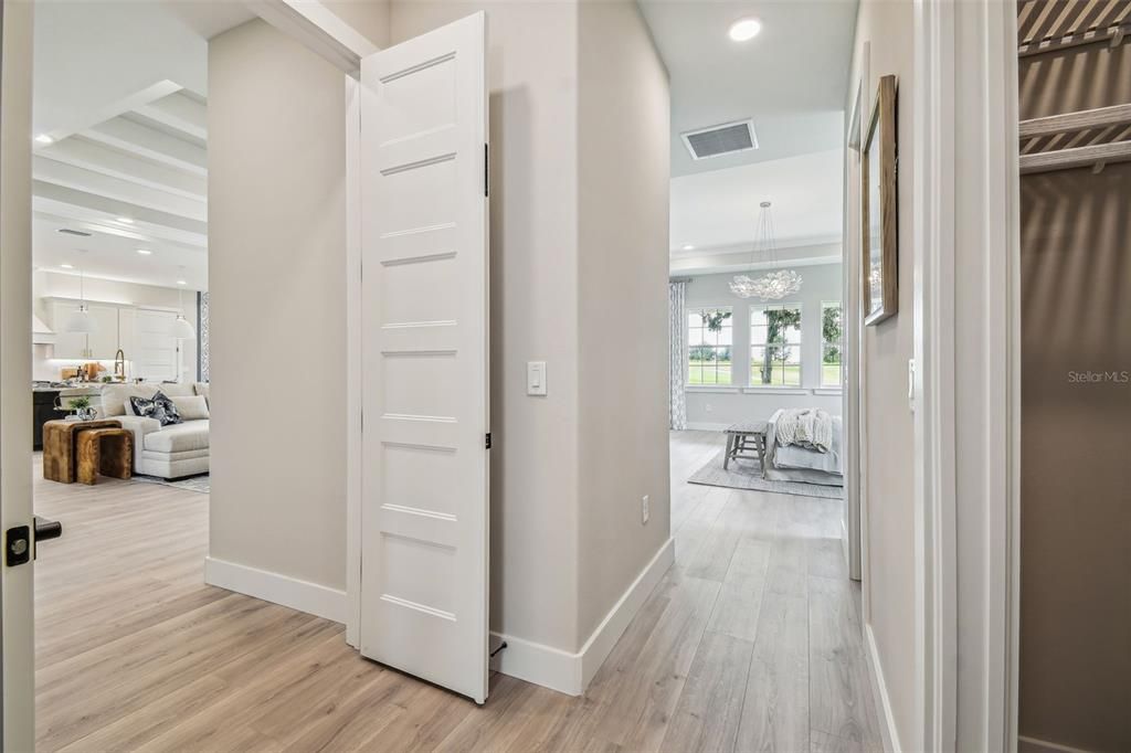 Active With Contract: $940,990 (3 beds, 3 baths, 3083 Square Feet)