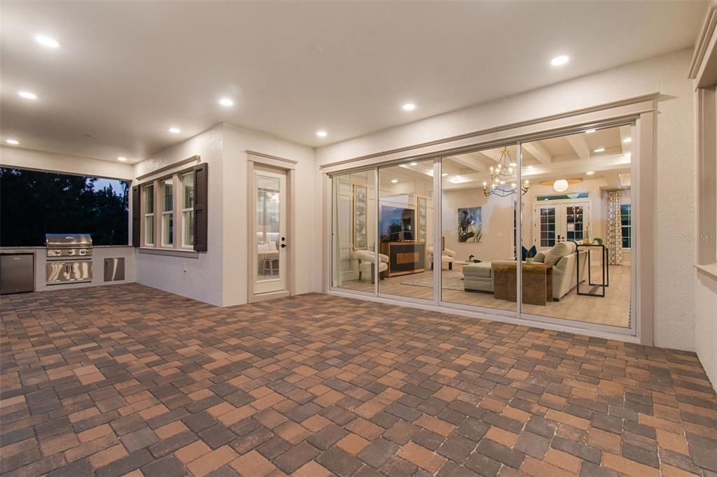 Active With Contract: $940,990 (3 beds, 3 baths, 3083 Square Feet)