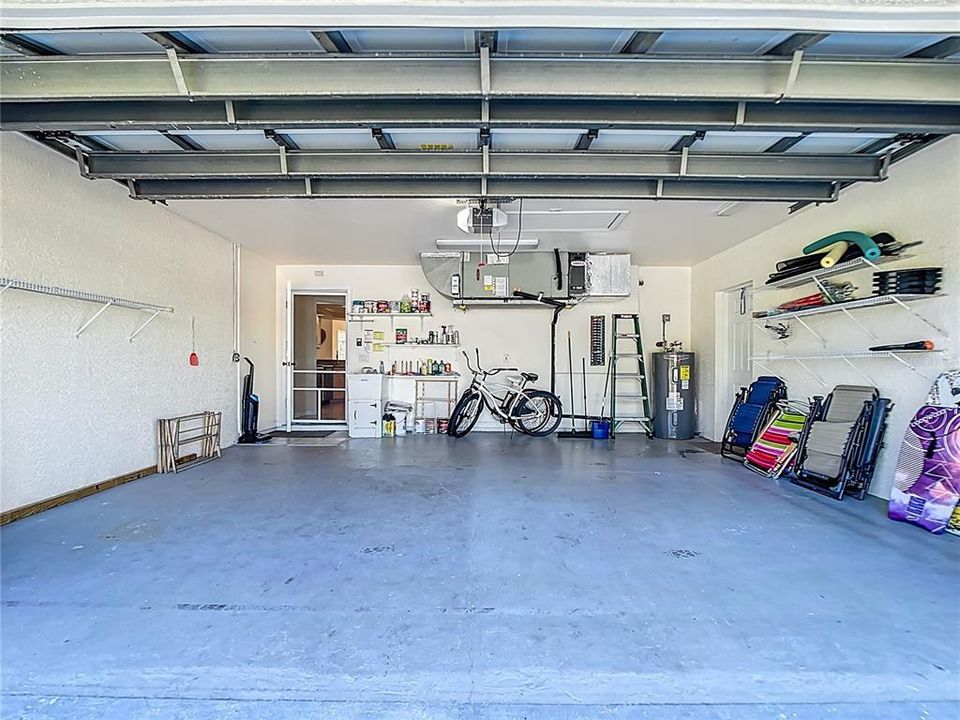 Под контрактом: $2,450 (3 спален, 2 ванн, 1659 Квадратных фут)