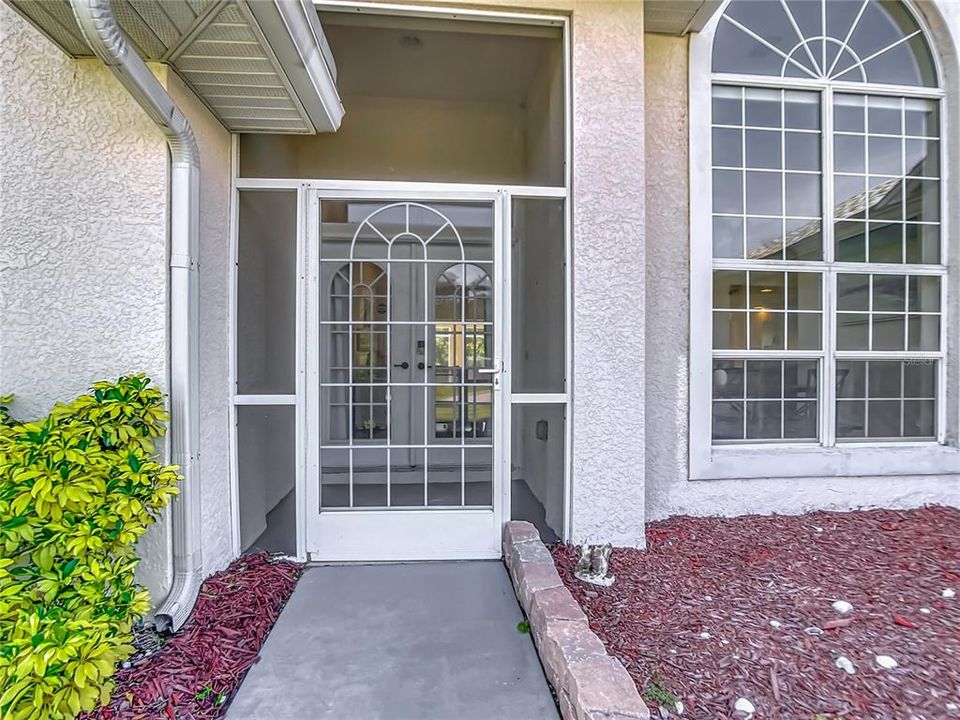 Под контрактом: $2,450 (3 спален, 2 ванн, 1659 Квадратных фут)