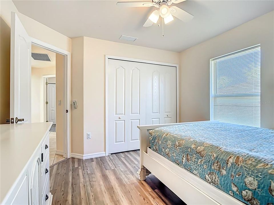 Под контрактом: $2,450 (3 спален, 2 ванн, 1659 Квадратных фут)