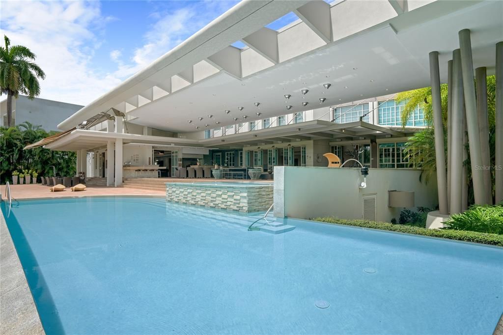 For Sale: $10,000,000 (7 beds, 8 baths, 10000 Square Feet)