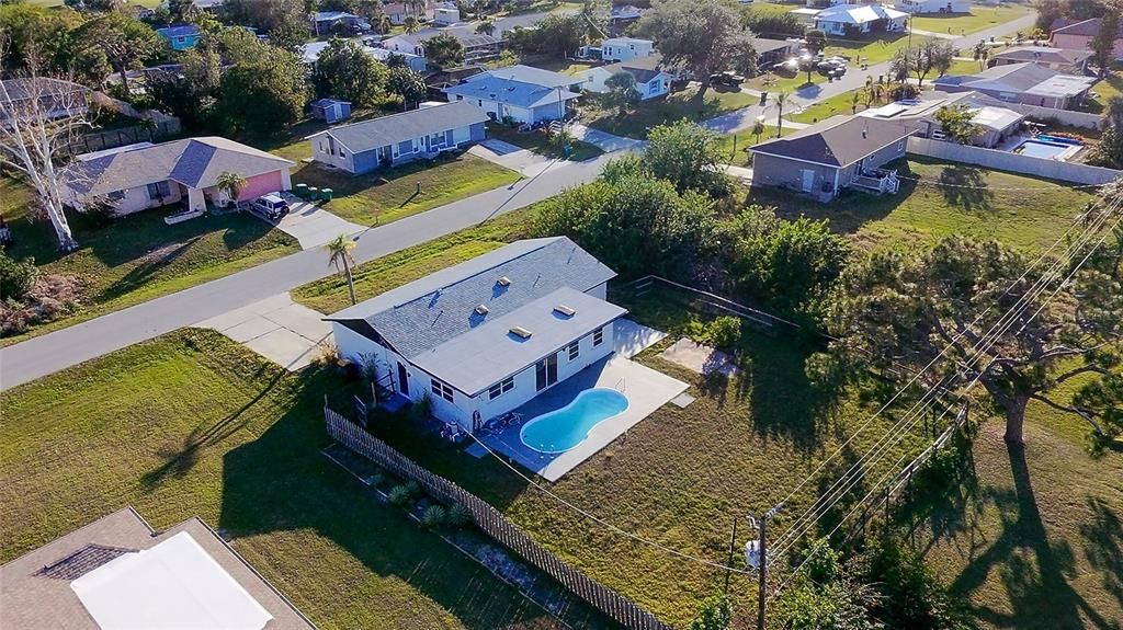 Active With Contract: $249,900 (3 beds, 2 baths, 1534 Square Feet)