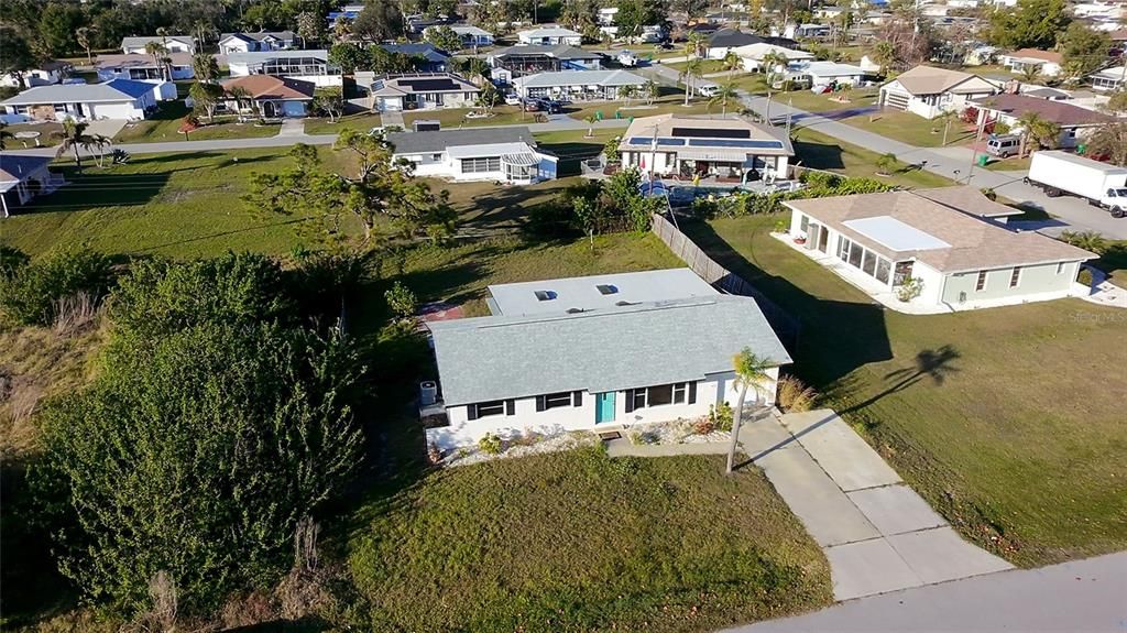 Active With Contract: $249,900 (3 beds, 2 baths, 1534 Square Feet)