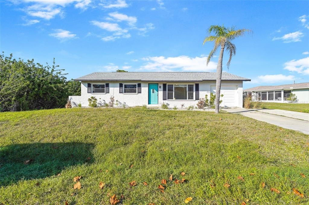 Active With Contract: $249,900 (3 beds, 2 baths, 1534 Square Feet)