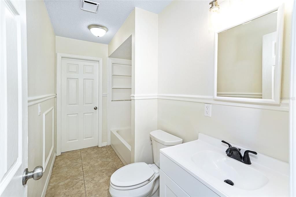 Active With Contract: $249,900 (3 beds, 2 baths, 1534 Square Feet)