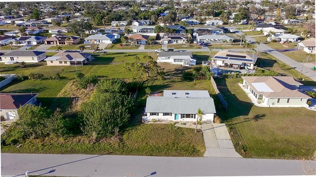 Active With Contract: $249,900 (3 beds, 2 baths, 1534 Square Feet)