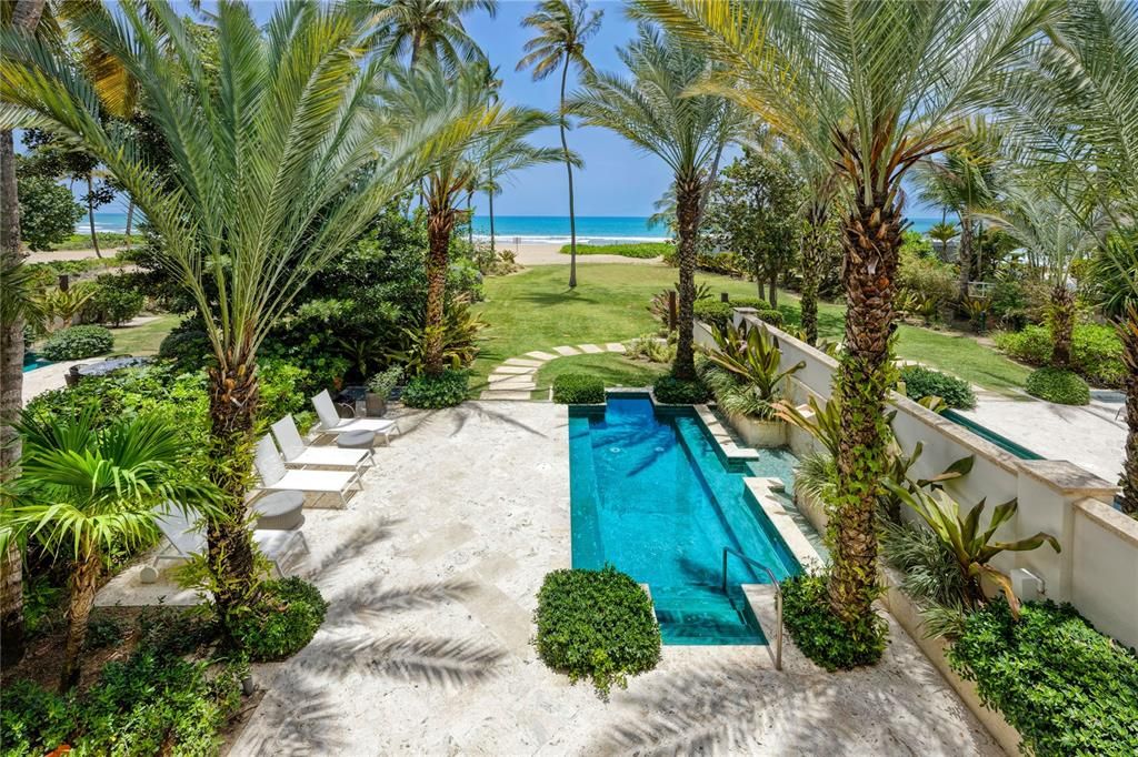 Недавно продано: $5,959,000 (4 спален, 4 ванн, 4204 Квадратных фут)