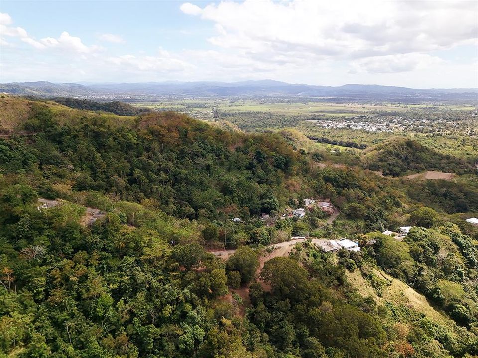 На продажу: $249,000 (3.74 acres)