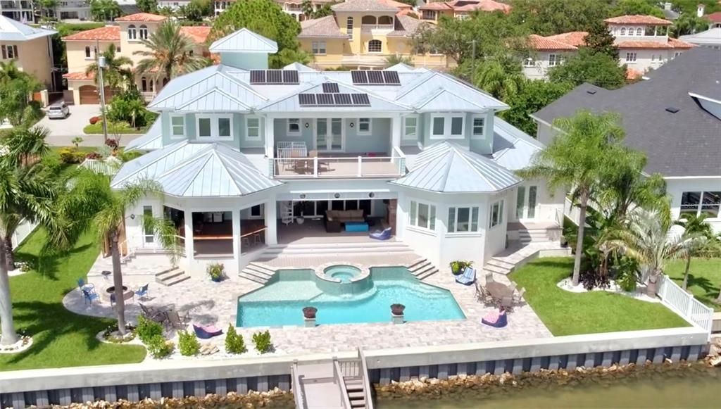 Recently Sold: $10,000,000 (5 beds, 5 baths, 5274 Square Feet)