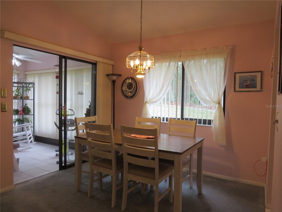 For Sale: $150,000 (2 beds, 2 baths, 1103 Square Feet)