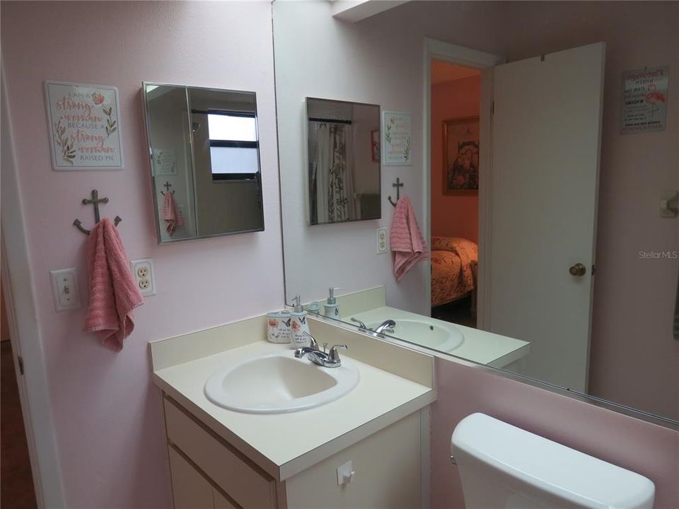 For Sale: $150,000 (2 beds, 2 baths, 1103 Square Feet)