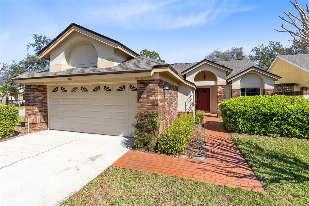 Enjoy carefree living in this low maintenance 3/2 villa in Georgetown of Tuscawilla! Brand new roof, gutters, and pllumbing. Freshly painted interior! Private back yard with lush green lawn and all weather screened porch.