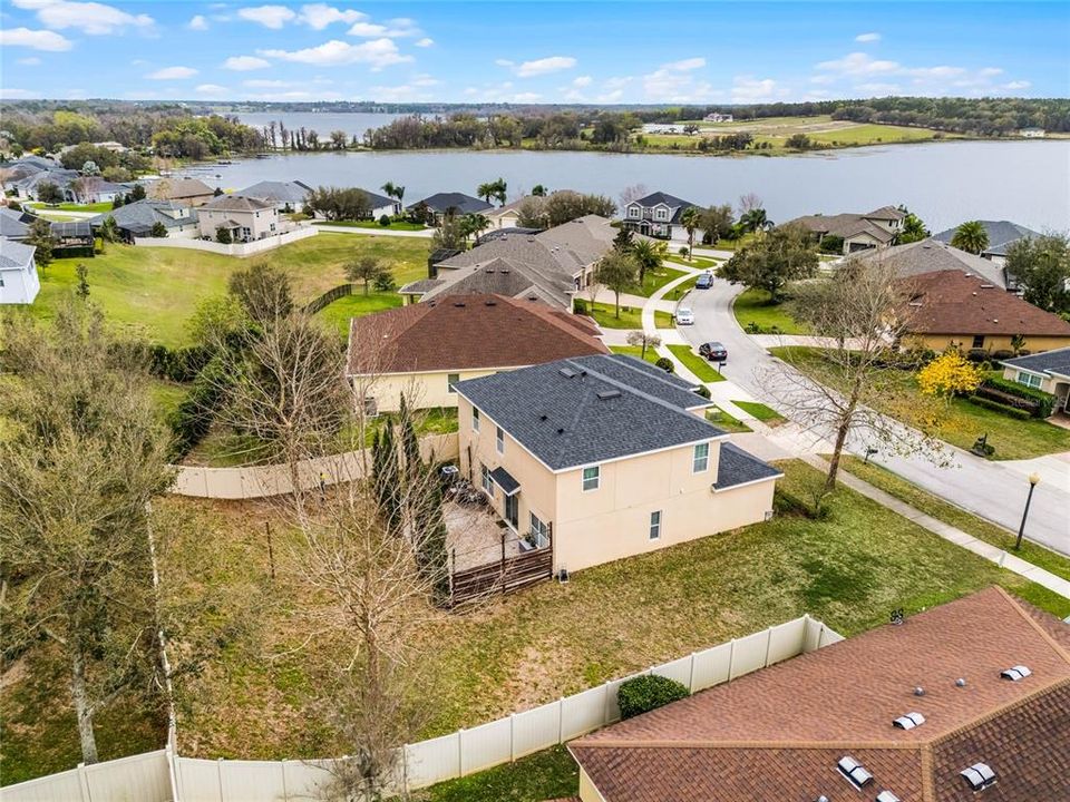 Active With Contract: $450,000 (5 beds, 3 baths, 2592 Square Feet)