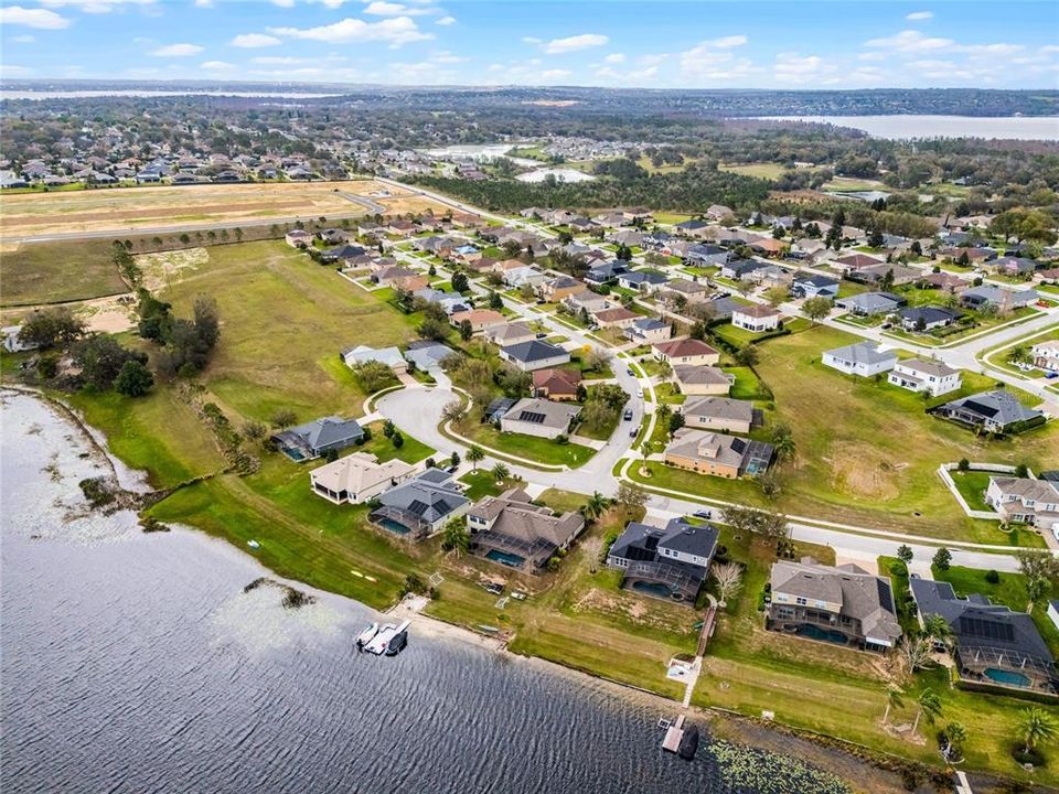 Active With Contract: $450,000 (5 beds, 3 baths, 2592 Square Feet)