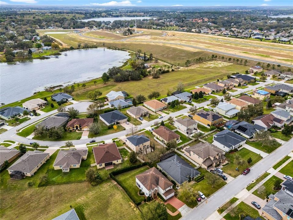 Active With Contract: $450,000 (5 beds, 3 baths, 2592 Square Feet)