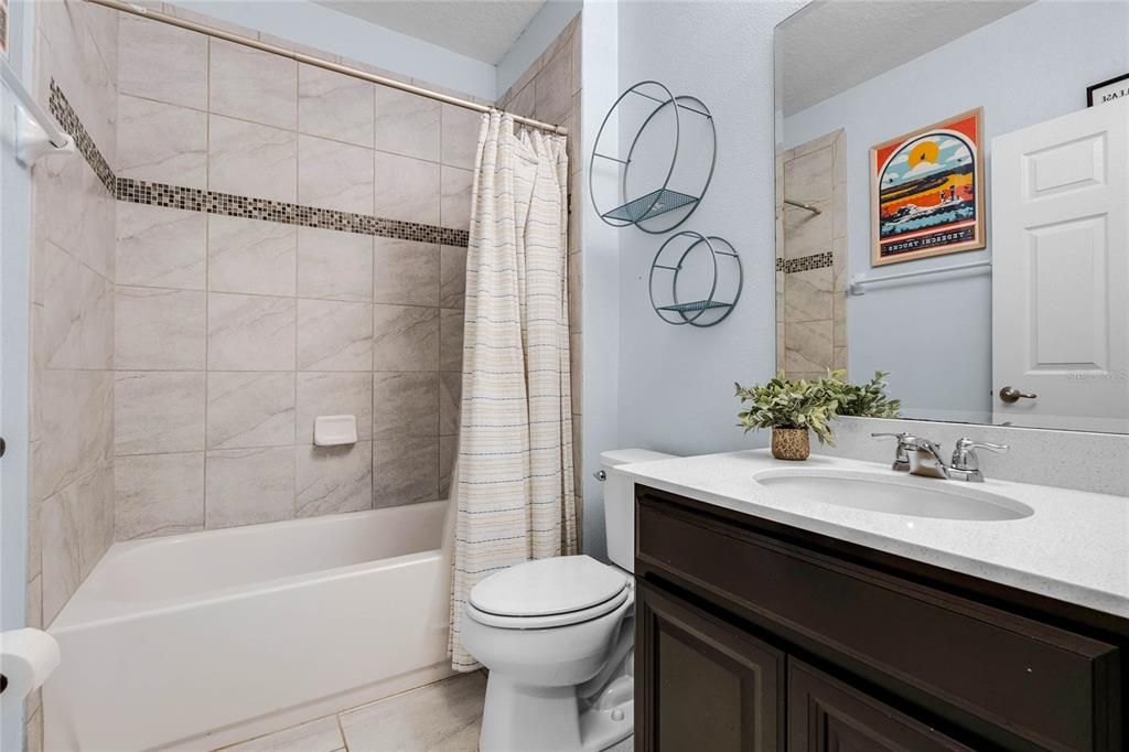 Active With Contract: $450,000 (5 beds, 3 baths, 2592 Square Feet)