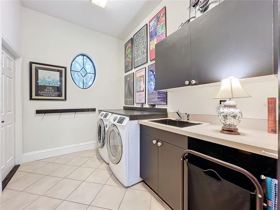 Laundry Room with Cabinets, Sink & Folding Table