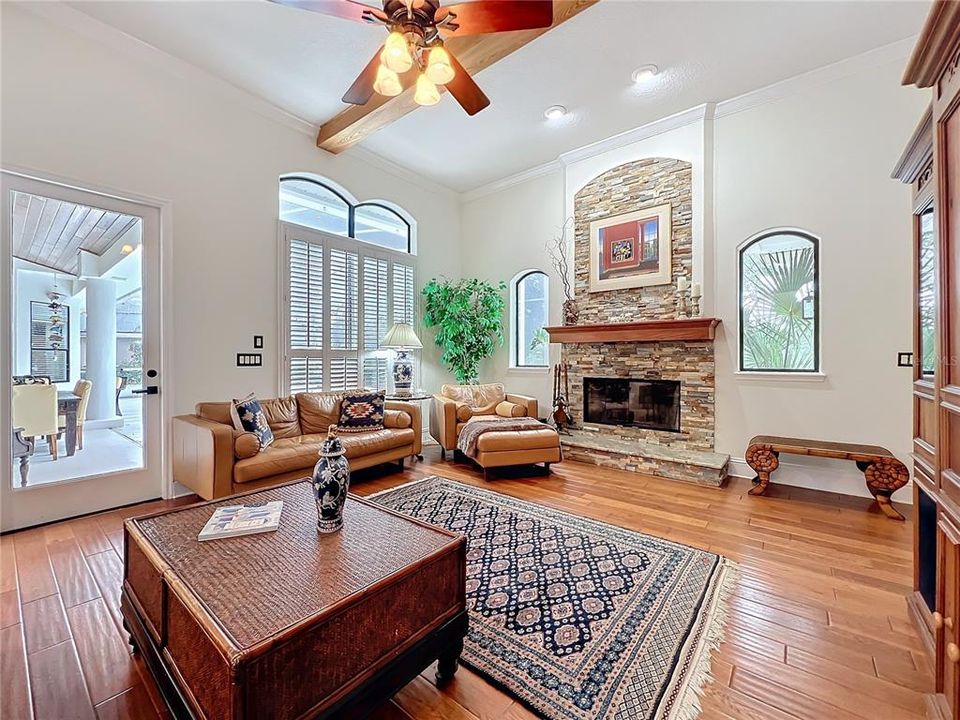 Family Room with Access to Lanai