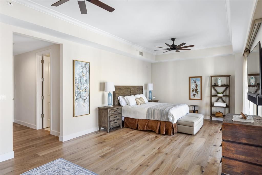 For Sale: $4,495,000 (3 beds, 3 baths, 4276 Square Feet)