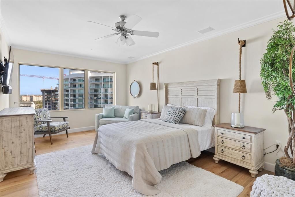 For Sale: $4,495,000 (3 beds, 3 baths, 4276 Square Feet)