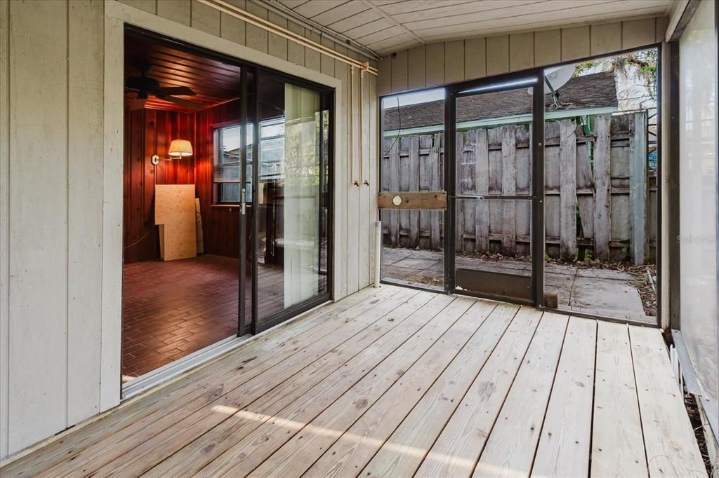 Под контрактом: $1,199,000 (3 спален, 5 ванн, 3772 Квадратных фут)