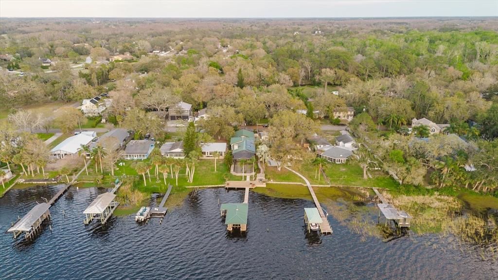 Под контрактом: $1,199,000 (3 спален, 5 ванн, 3772 Квадратных фут)