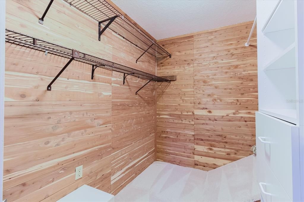 Под контрактом: $1,199,000 (3 спален, 5 ванн, 3772 Квадратных фут)