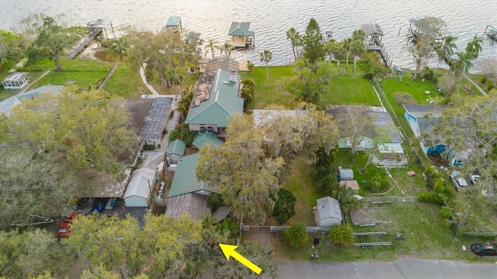 Под контрактом: $1,199,000 (3 спален, 5 ванн, 3772 Квадратных фут)