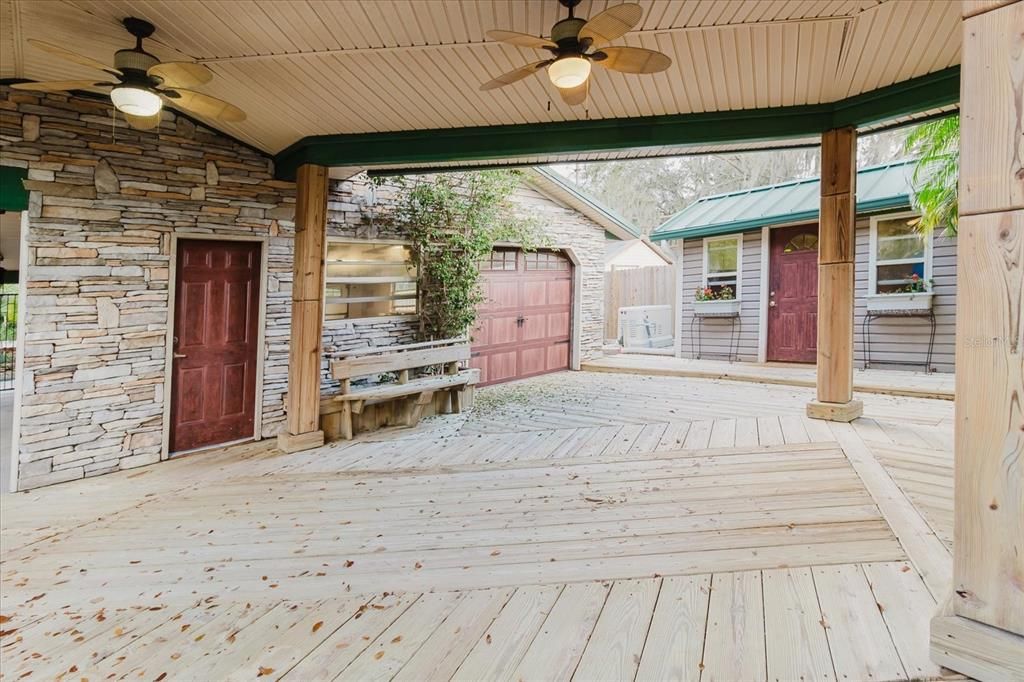 Под контрактом: $1,199,000 (3 спален, 5 ванн, 3772 Квадратных фут)