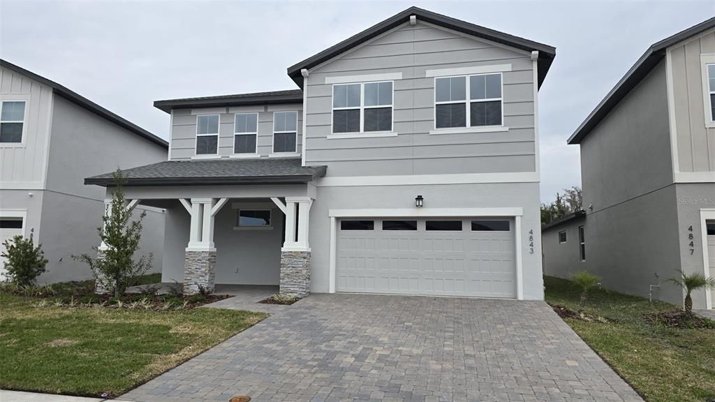 Недавно продано: $613,628 (4 спален, 3 ванн, 2882 Квадратных фут)