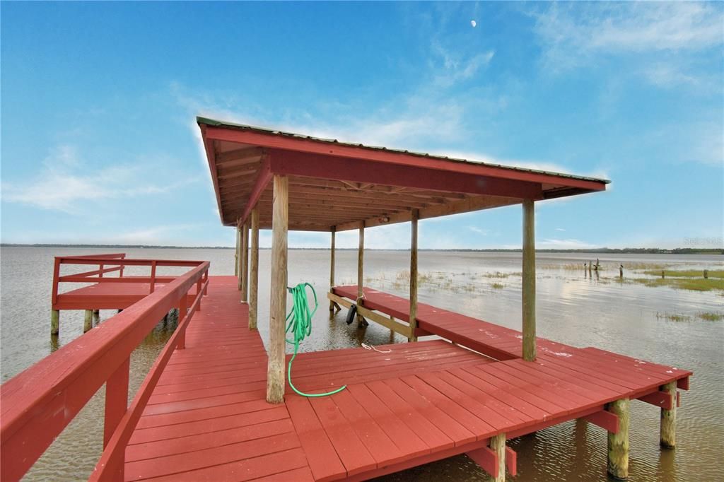 For Sale: $497,000 (3 beds, 2 baths, 1431 Square Feet)