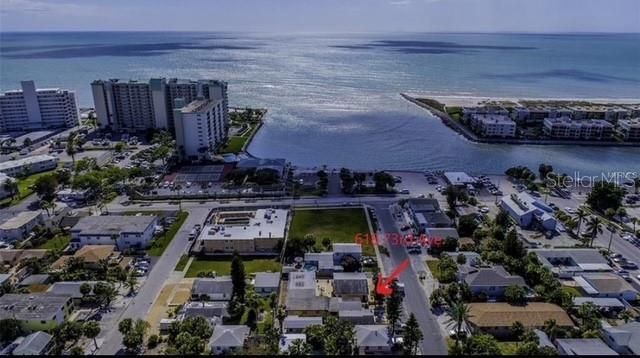 Под контрактом: $1,195,000 (100 спален, 0 ванн, 4214 Квадратных фут)