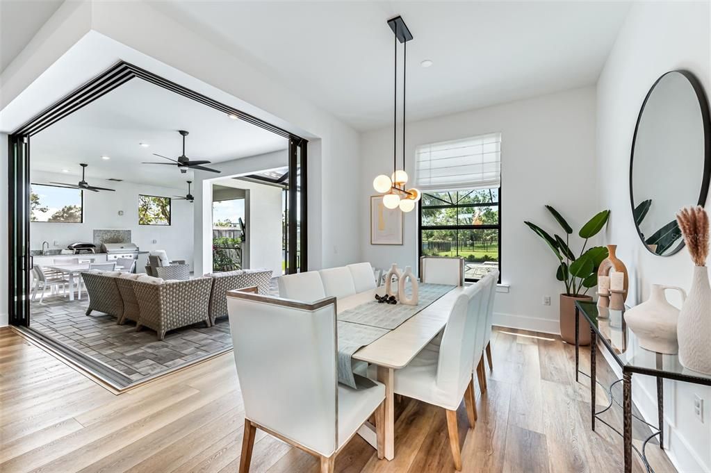 For Sale: $2,050,000 (5 beds, 4 baths, 4389 Square Feet)