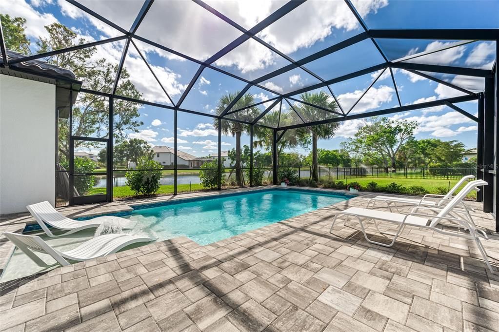 For Sale: $2,050,000 (5 beds, 4 baths, 4389 Square Feet)