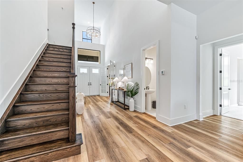 For Sale: $2,050,000 (5 beds, 4 baths, 4389 Square Feet)