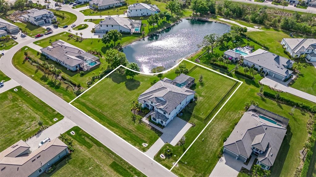 For Sale: $2,050,000 (5 beds, 4 baths, 4389 Square Feet)