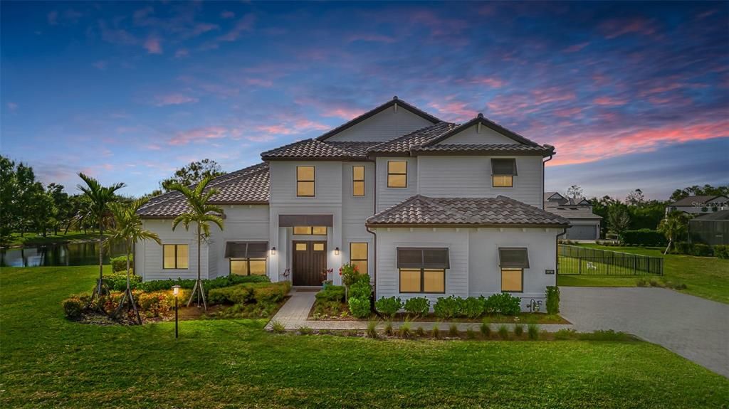 For Sale: $2,050,000 (5 beds, 4 baths, 4389 Square Feet)