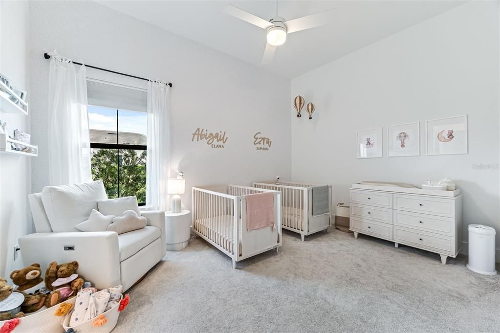 For Sale: $2,050,000 (5 beds, 4 baths, 4389 Square Feet)