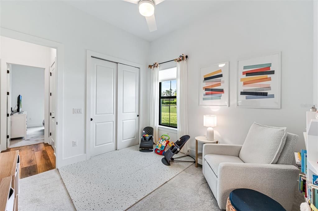 For Sale: $2,050,000 (5 beds, 4 baths, 4389 Square Feet)